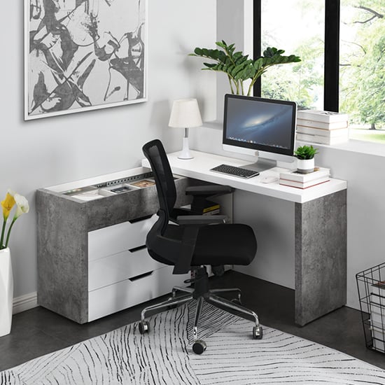 Corner Computer Desks UK